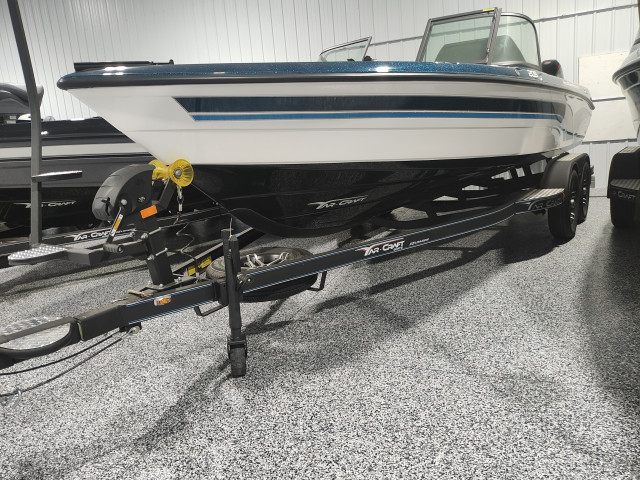 2018 YarCraft 2095 BTX 200 Mercury Taber Alberta